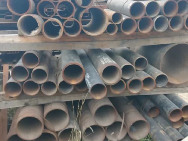 Reciclaje de tuberia campo petrolero 768x768